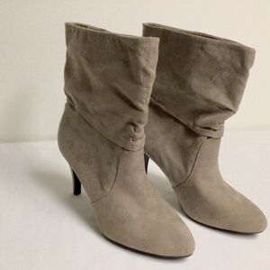 Express heeled ankle boot